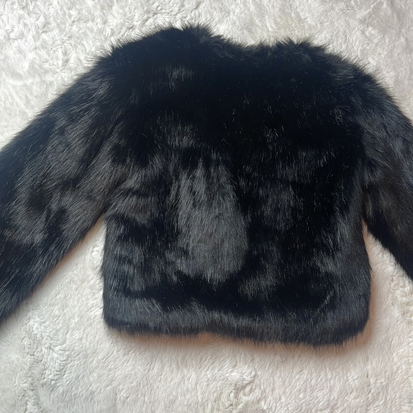 NWT Fashion Nova Franchesca Faux Fur Jacket - SIZE: XS - Picture 3 of 6